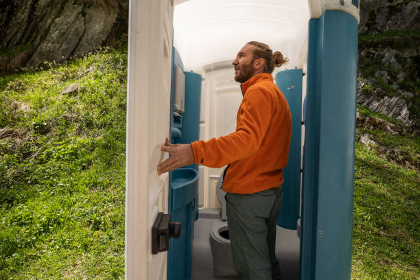 Best Porta potty delivery and setup  in Laurinburg, NC